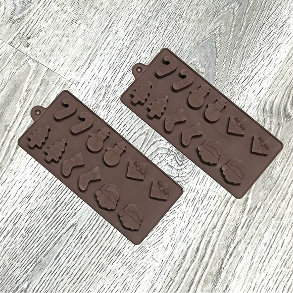 Christmas in July Brown Silicone Holiday Molds - Picture 1 of 1